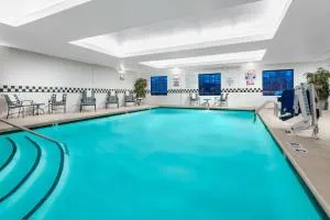 Holiday Inn & Suites Raleigh Cary by IHG - Cary