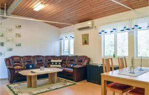 One-Bedroom Holiday Home In Simrishamn