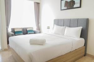 Newly Furnished Studio Apartment at Menteng Park By Travelio