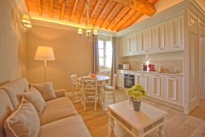 Il Sole di Vino by PosarelliVillas