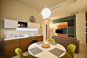 Superior Velvet apartments 1 - via Orti Manara 3