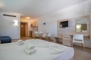 Aegean Blu Hotel & Apartments