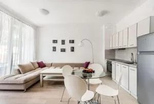 Apartments BEATRICE Rafailovici - Rafailovići