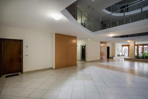 Apartment Downtown Karpat 9