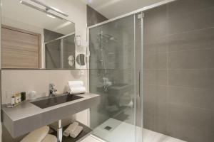 Suite Junior avec Terrasse et Bain à Remous