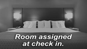 Room Type Selected at Check-in room in Holiday Inn Express - Williamsburg Busch Gardens Area an IHG Hotel