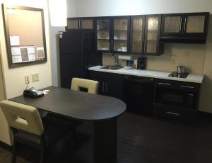Studio Suite room in Candlewood Suites Woodward an IHG Hotel