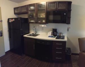 Queen Studio - Non-Smoking room in Candlewood Suites - Ft Walton Bch - Hurlburt Area an IHG Hotel