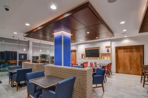 Holiday Inn Express - Fort Walton Beach Central by IHG