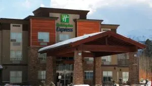 Holiday Inn Express Golden-Kicking Horse by IHG - Parson