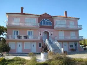 Villa Lagosta - Város