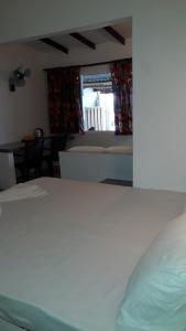 Anicia Beach House