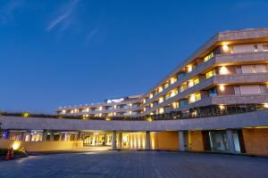 Hidden Cliff Hotel and Nature