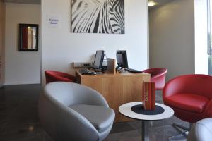 Hotels Holiday Inn Express Saint-Nazaire, an IHG Hotel : photos des chambres