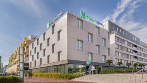 Hotels Holiday Inn Express Saint-Nazaire, an IHG Hotel : photos des chambres