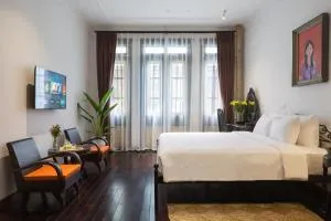 Centraltique Downtown - Bespoke Colonial House Near Hoan Kiem Lake - Xóm Pho