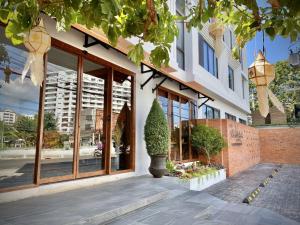 Salee Boutique Hotel