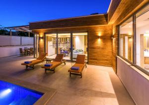 Villa 2 Sleeps 4 Isolated Honeymoon-Villa Sardunya