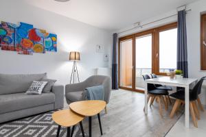 Royal Palace Elegant Apartment by BookingHost