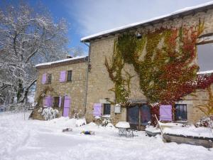 B&B / Chambres d'hotes Les Pierres Davelie : photos des chambres