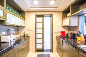 Hospitality Expert LW202 D Mall Opera Fountain