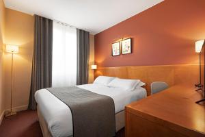 Hotels Hotel Des Artistes : photos des chambres