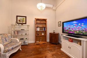 Las Orquideas oldtown house PM60