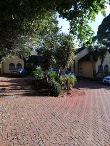 Rocky Ridge Guest House 2 SELF CATERING - No Alcohol allowed
