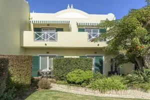 FLH Praia da Luz Apartment with Pool - Alagoas