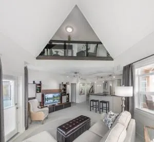 Kelowna Discovery - Kelowna