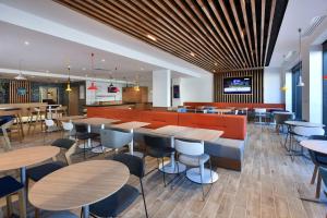 Hotels Holiday Inn Express - Rouen Centre - Rive Gauche, an IHG Hotel : photos des chambres