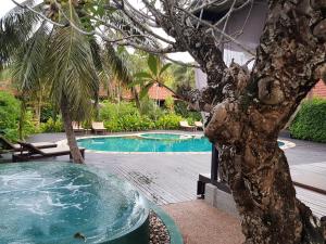 Tropicana Lanta Resort