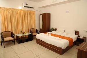 Sunstar Residency & Food Plaza Pala