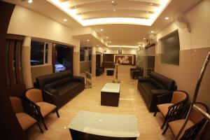 Sunstar Residency & Food Plaza Pala