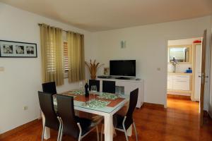 Apartment Mut 250 m from beach