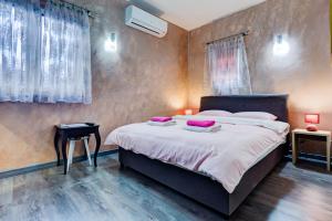 Standard King Room room in Castelomi