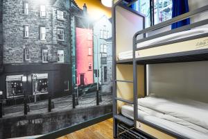10 Bed Dorm room in St Christopher's Edinburgh Old Town