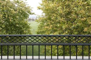 Penthouse 5 mins walk to City Centre & Colleges with Terrace & Sleeps 6