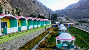Hotel Mountain Lodge Skardu - ホテル, スカルドゥ