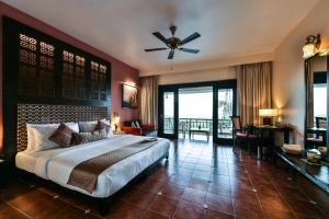 The Fern Samali Resort