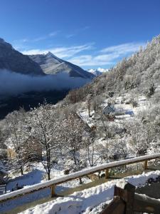 Maisons de vacances Gite Les Clots Clement : Maison 3 Chambres