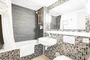 2 hvězdičkový hotel Kyriad Direct Lille Nord - Roubaix Roubaix Francie