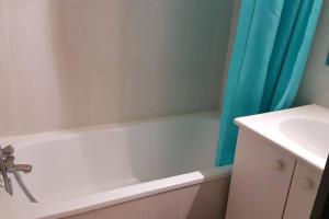 Appartements Studio Residence Les Oliviers : photos des chambres