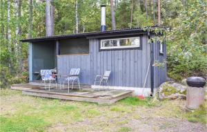 Cozy Apartment In Vetlanda With Sauna