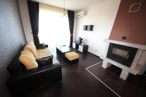 Menada Imperial Heights Villas