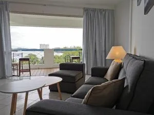 Beachfront Unit at Seri Bulan , Pantai Teluk Kemang - Kampong Tanah Merah