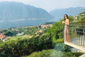 LENNO PANORAMICA PRIVATE VILLA SLEEPS 8-By Italian Apartments