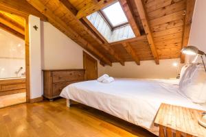 Apartment Capucin - A 3 Bedroom Chamonix Mountain Loft