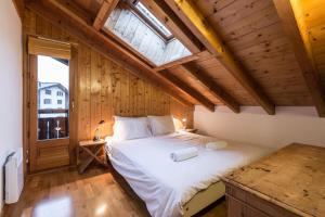 Apartment Capucin - A 3 Bedroom Chamonix Mountain Loft
