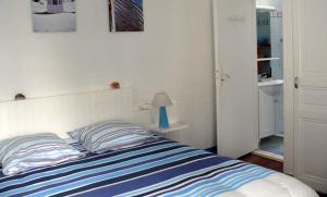 B&B / Chambres d'hotes Les Volets Bleus : photos des chambres